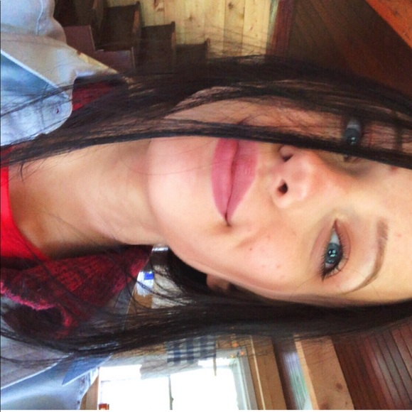 Meet your Posher, Madeline - Picture 1 of 3